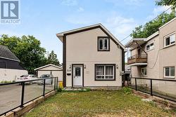 244 HANNAH STREET  Ottawa, ON K1L 7N2