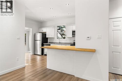2358 Montreal Street, Regina, SK - Indoor Photo Showing Kitchen