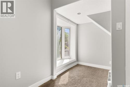 2358 Montreal Street, Regina, SK - Indoor Photo Showing Other Room
