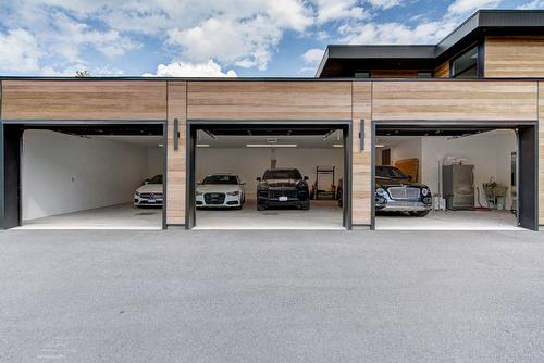 Garage - 1211 Rue Des Souchets, Sainte-Adèle, QC - Outdoor