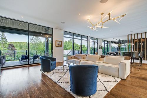 Salon - 1211 Rue Des Souchets, Sainte-Adèle, QC - Indoor Photo Showing Living Room