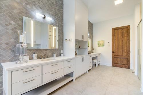 Salle de bains attenante à la CCP - 1211 Rue Des Souchets, Sainte-Adèle, QC - Indoor Photo Showing Bathroom