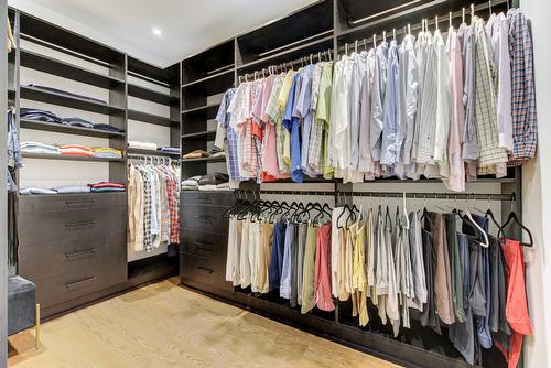 Penderie (Walk-in) - 1211 Rue Des Souchets, Sainte-Adèle, QC - Indoor With Storage