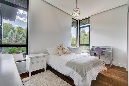 Chambre à coucher - 1211 Rue Des Souchets, Sainte-Adèle, QC - Indoor Photo Showing Bedroom