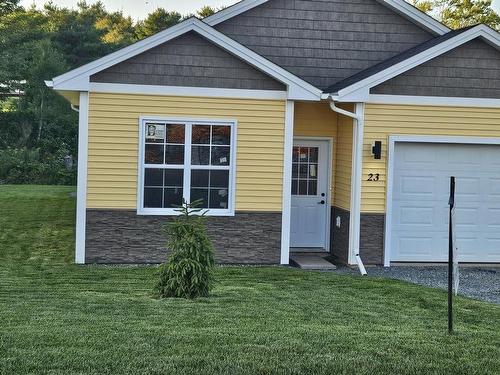 23 Perry Crescent, Stewiacke, NS 