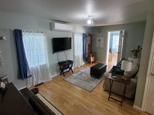 273 Main Street, Parrsboro, NS 