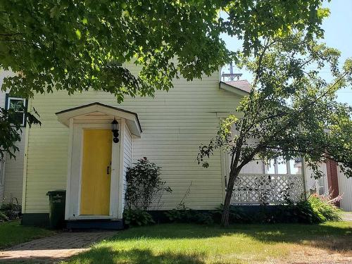 273 Main Street, Parrsboro, NS 