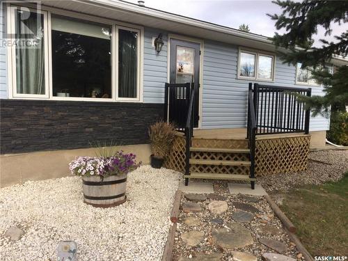 836 Peters AVENUE  Oxbow, SK S0C 2B0