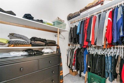 886 Jutland Terr, Courtenay, BC 