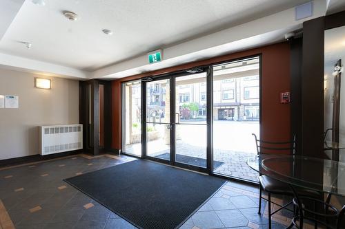 1211-3833 Brown Road, West Kelowna, BC - Indoor Photo Showing Other Room