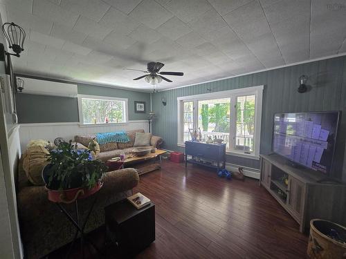 19 River Road, Milton, NS 