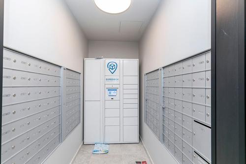 Autre - 302-5265 Rue Mackenzie, Montréal (Côte-Des-Neiges/Notre-Dame-De-Grâce), QC - Indoor Photo Showing Other Room