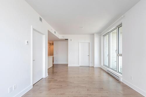 Dining room - 302-5265 Rue Mackenzie, Montréal (Côte-Des-Neiges/Notre-Dame-De-Grâce), QC - Indoor Photo Showing Other Room