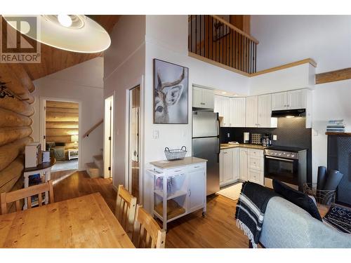 5485 Lac Le Jeune Road Unit# 7, Kamloops, BC - Indoor Photo Showing Kitchen