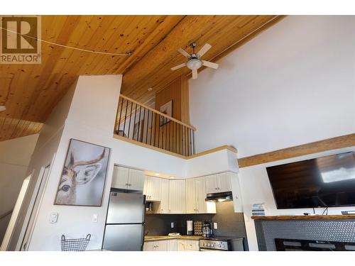 5485 Lac Le Jeune Road Unit# 7, Kamloops, BC - Indoor Photo Showing Kitchen