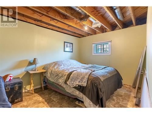 207 Ash Street, Ashcroft, BC - Indoor Photo Showing Bedroom