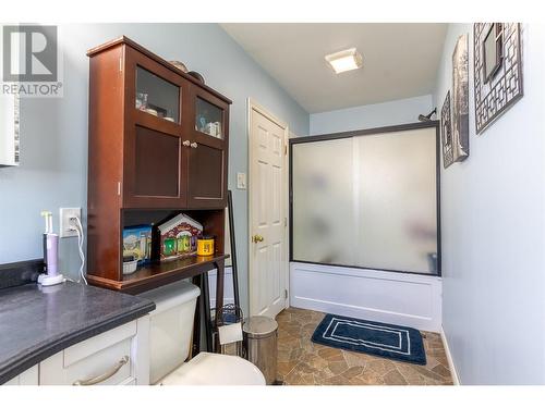 207 Ash Street, Ashcroft, BC - Indoor