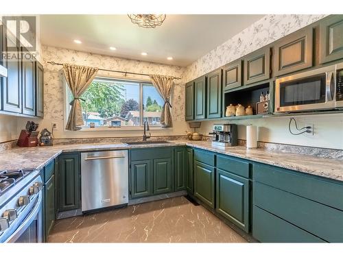 207 Ash Street, Ashcroft, BC - Indoor Photo Showing Kitchen With Upgraded Kitchen