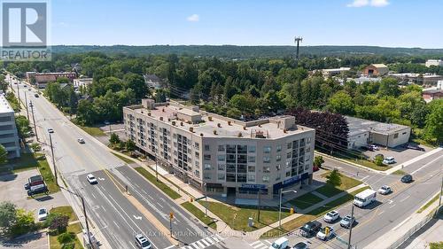 210 - 160 WELLINGTON STREET E  Aurora, ON L4G 1J3