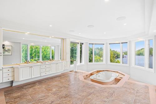 Ensuite bathroom - 851  - 853 Ch. Morgan, Saint-Adolphe-D'Howard, QC - Indoor