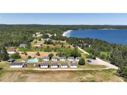 13 Bank Road, Eastport, NL 