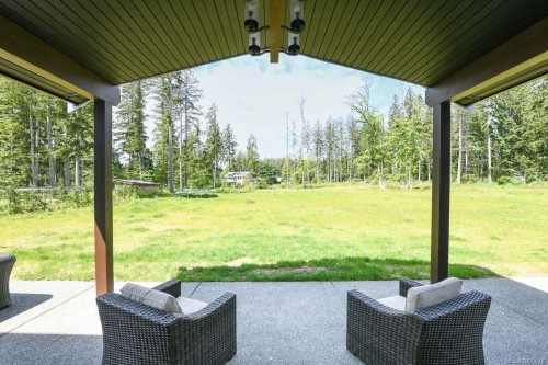 2390 Barbara Rd, Courtenay, BC 