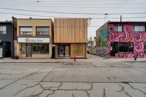 18 Barton Street E, Hamilton, ON - Outdoor