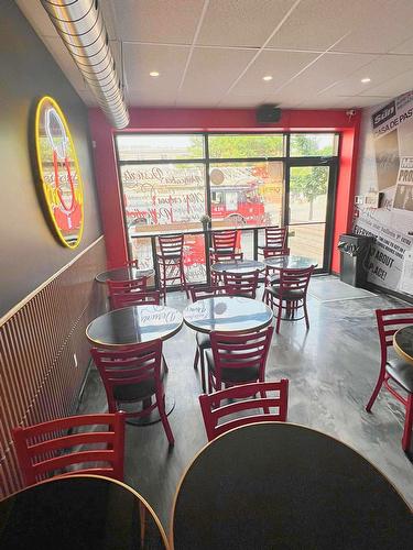 Commerce - 4514 Av. Du Parc, Montréal (Le Plateau-Mont-Royal), QC 