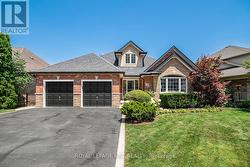 149 DORCHESTER DRIVE  Grimsby, ON L3M 5J9