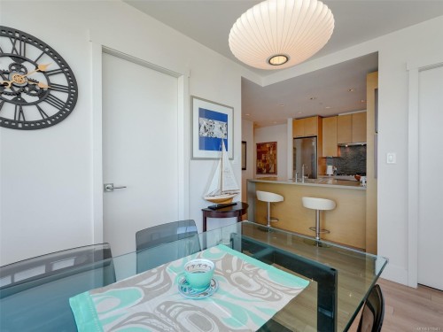 1705-83 Saghalie Rd, Victoria, BC - Indoor Photo Showing Dining Room