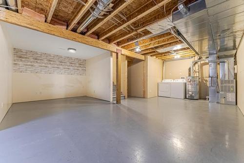 22-1920 Hugh Allan Drive, Kamloops, BC - Indoor Photo Showing Basement