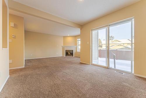 20-1920 Hugh Allan Drive, Kamloops, BC - Indoor With Fireplace