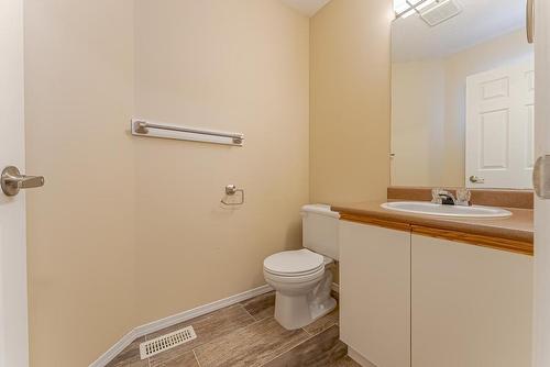 20-1920 Hugh Allan Drive, Kamloops, BC - Indoor Photo Showing Bathroom