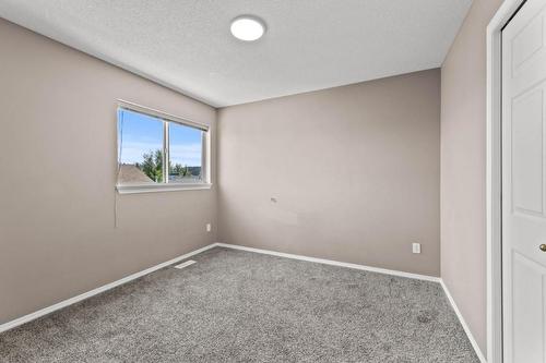 25-1920 Hugh Allan Drive, Kamloops, BC - Indoor Photo Showing Other Room