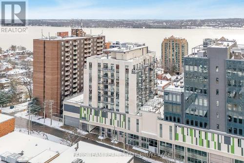 GPH5 - 111 WORSLEY STREET  Barrie, ON L4M 0J5