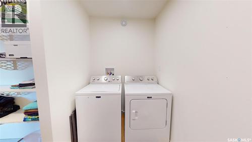 209 Willow Crescent, Waldheim, SK - Indoor Photo Showing Laundry Room