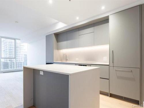 Kitchen - 3311-1205 Place Phillips, Montréal (Ville-Marie), QC - Indoor Photo Showing Kitchen