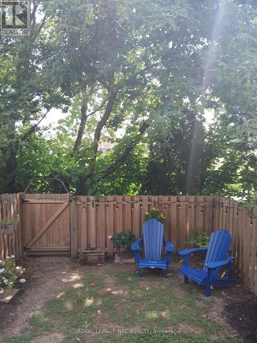 31 - 302 Vine Street, St. Catharines (Carlton/Bunting), ON - Outdoor With Backyard