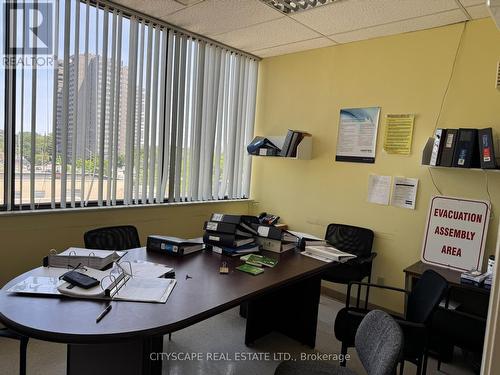 15-16 - 4002 Sheppard Avenue, Toronto, ON 