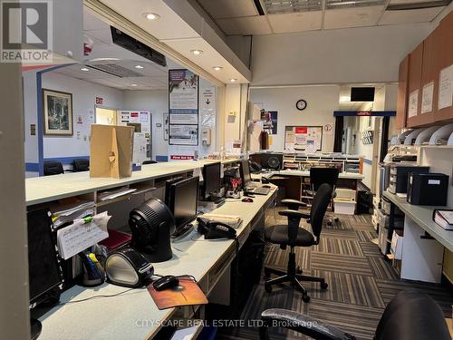 15-16 - 4002 Sheppard Avenue, Toronto, ON 