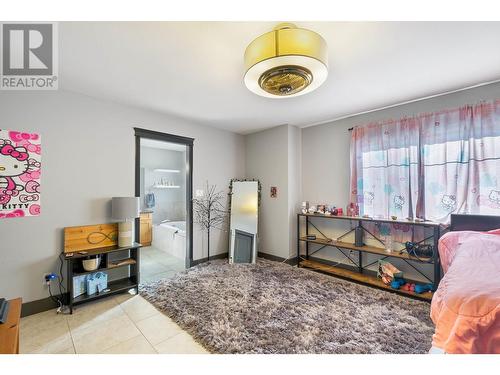 3284 Redecopp Court, Lake Country, BC - Indoor