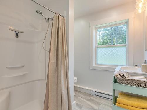 20 Howard Stevens Walk, Clam Harbour, NS 