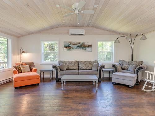 20 Howard Stevens Walk, Clam Harbour, NS 