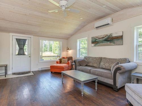 20 Howard Stevens Walk, Clam Harbour, NS 