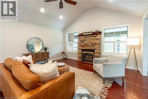 632 Bayhampton Crescent, Waterloo, ON - Indoor Photo Showing Living Room With Fireplace