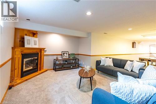 632 Bayhampton Crescent, Waterloo, ON - Indoor Photo Showing Living Room With Fireplace