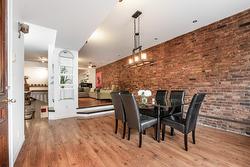 2564 Rue de Rouen  Montréal (Ville-Marie), QC H2K 1M6