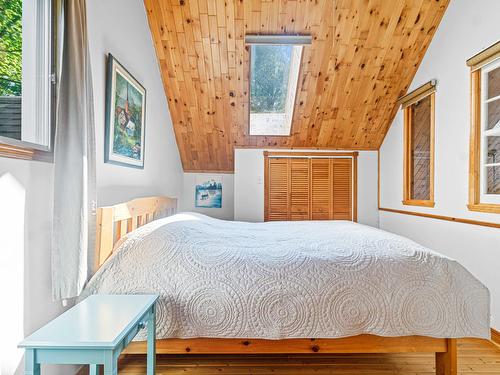 Chambre à coucher principale - 101 Ch. Dainava, Mille-Isles, QC - Indoor Photo Showing Bedroom