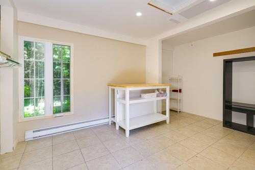 Atelier - 690 Ch. Notre-Dame, Sainte-Adèle, QC - Indoor Photo Showing Other Room