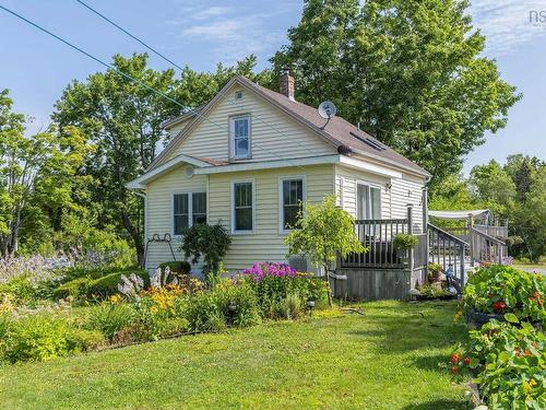 18665 Highway 103, Middlewood, NS 